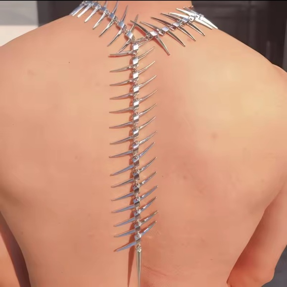 Modern Silver Spike Necklace - Picture 3 of 6